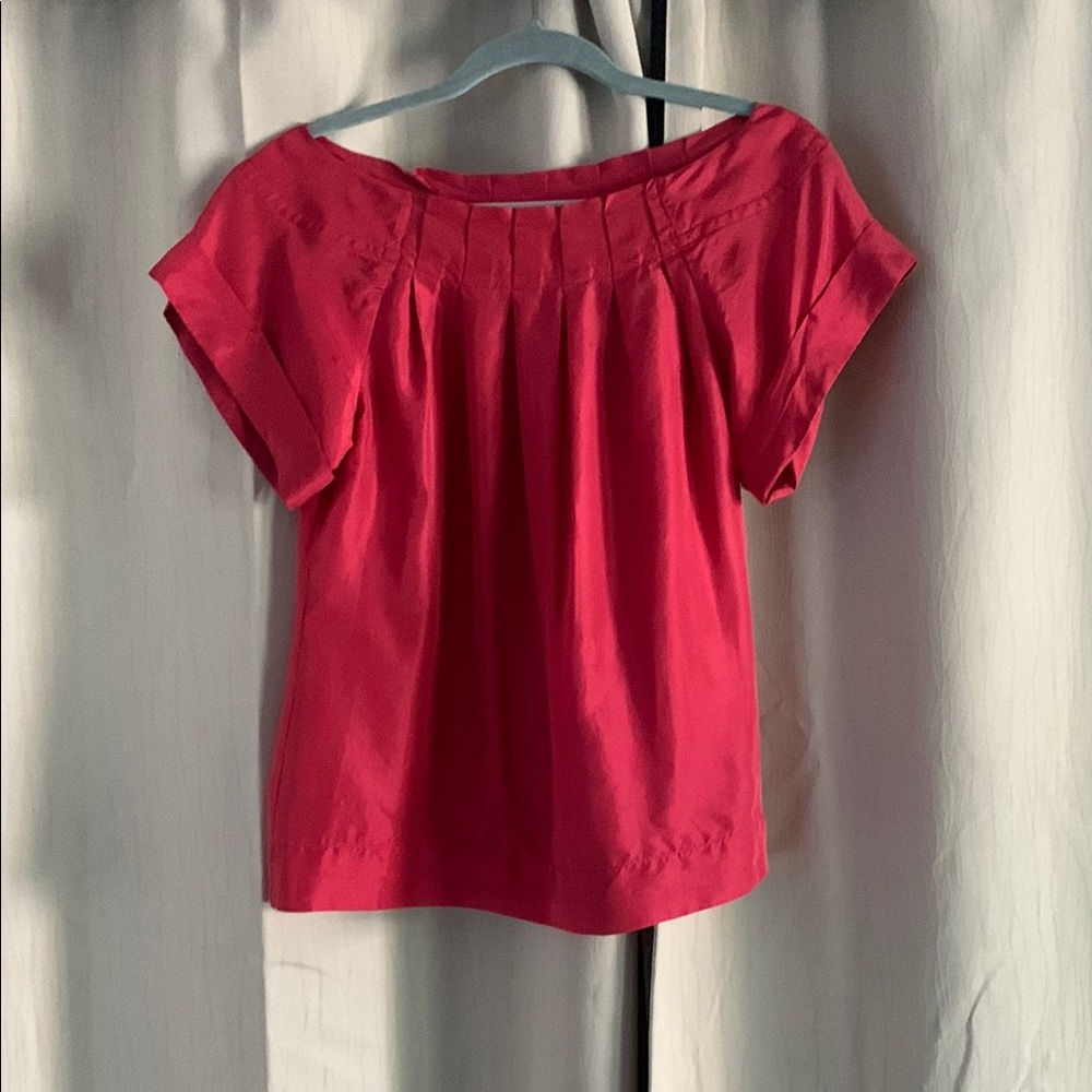 Banana Republic Scarlet Blouse 100% Silk